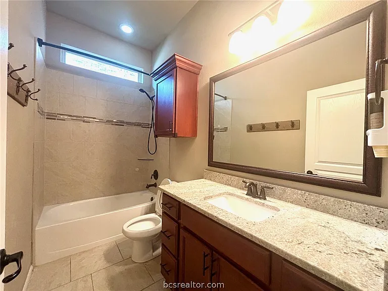 2607 Hailes Ct — Photo 14