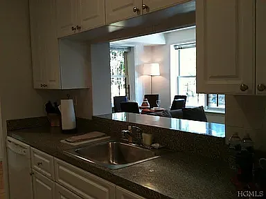 3251 Riverdale Ave — Photo 5