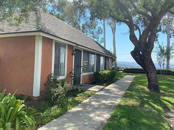 2nd image of 1304 Brooktree Cir