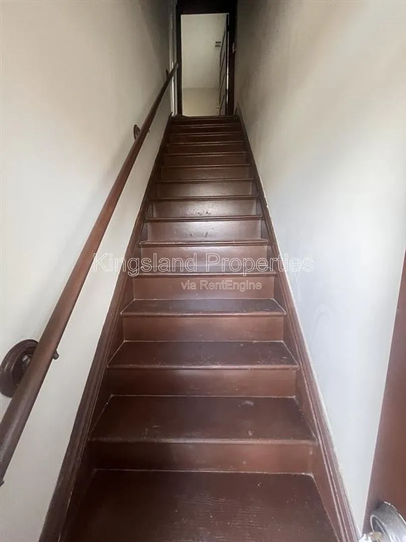 Photo 2 of 10 - 4578 Evans Ave #A - Saint Louis, MO Building Photo - 4578 Evans Ave #A