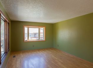 1645 Indian Hills Dr, Green River, WY 82935