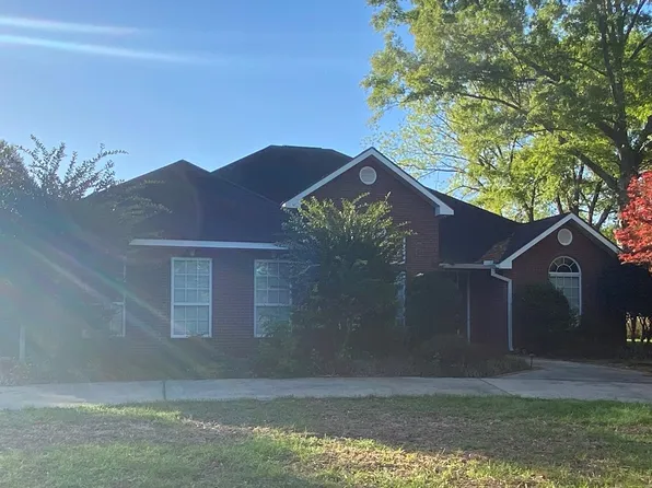 1075 Lakeview Dr, Summit, MS 39666