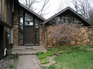 1807 Wilderness Trl, Berrien Springs, MI 49103