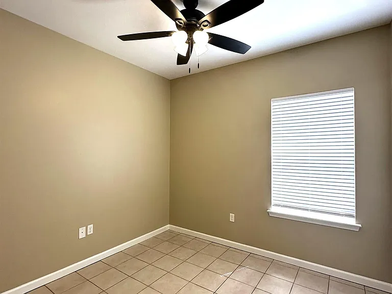 9250 Pecan Tree Dr — Photo 8