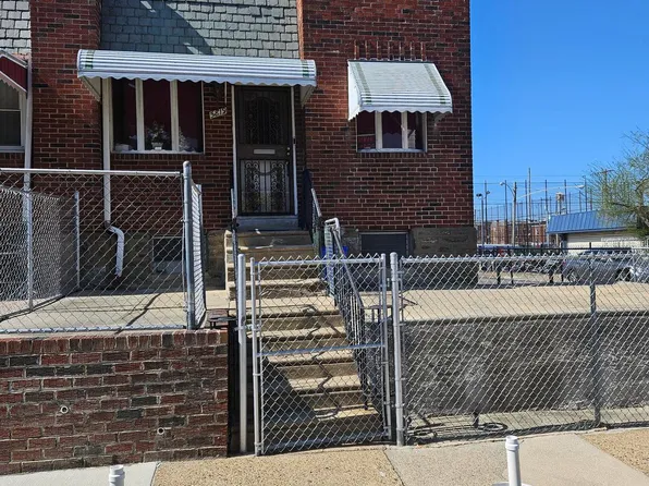 5819 Dickens Ave, Philadelphia, PA 19143