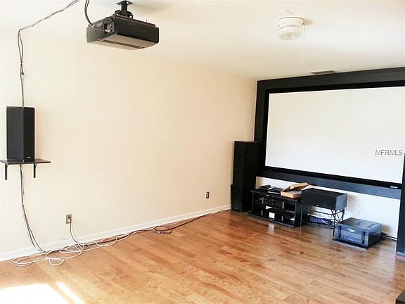 2nd image of 3817 W San Juan St