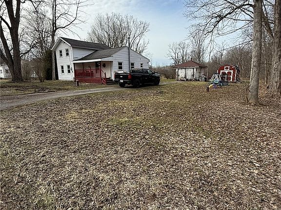 3rd image of 1953 Lamson Rd