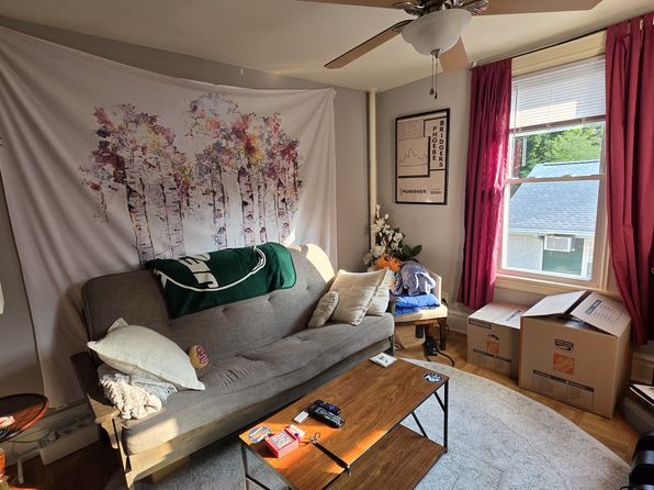 504 Manhattan Ave #2R