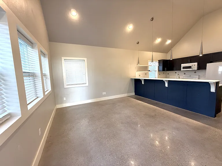529 K St SW — Photo 6