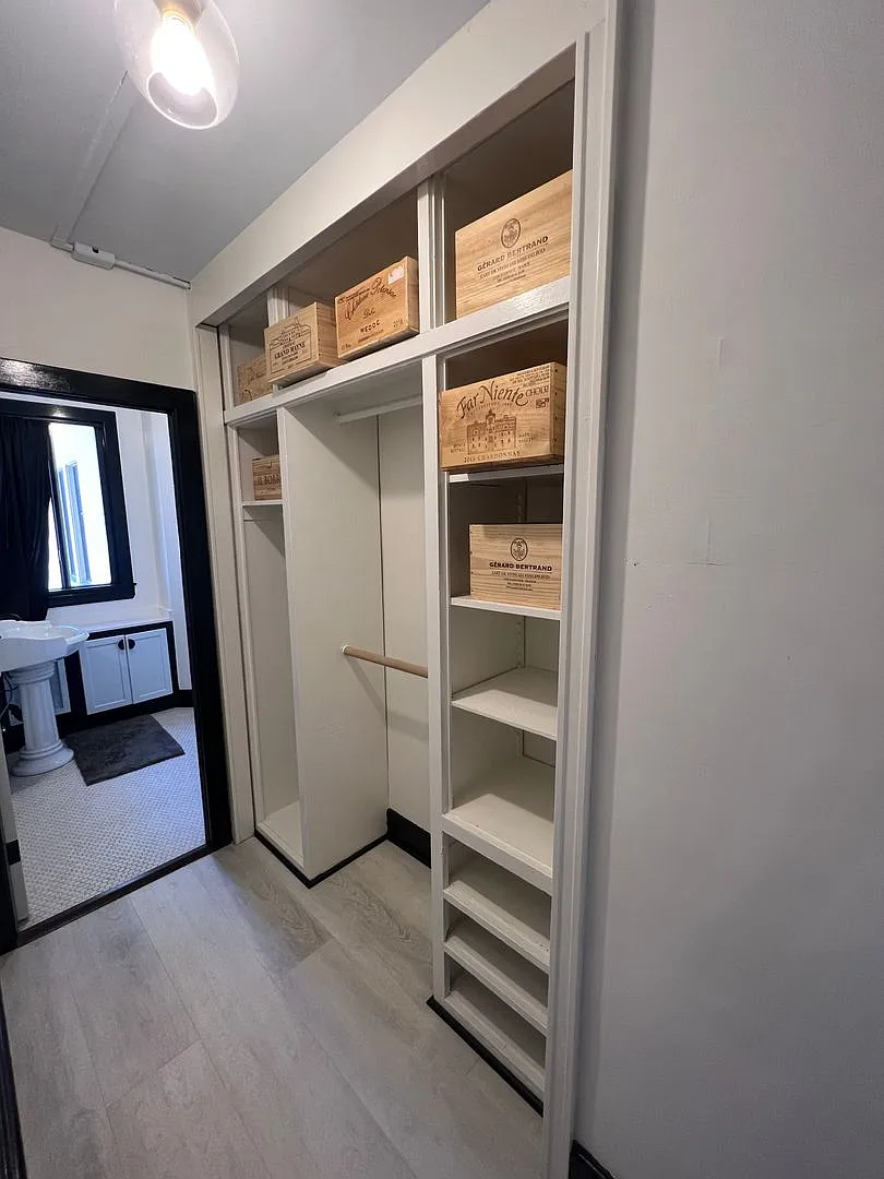 Modern Downtown Long Beach Studio | Utilities Included — Photo 4