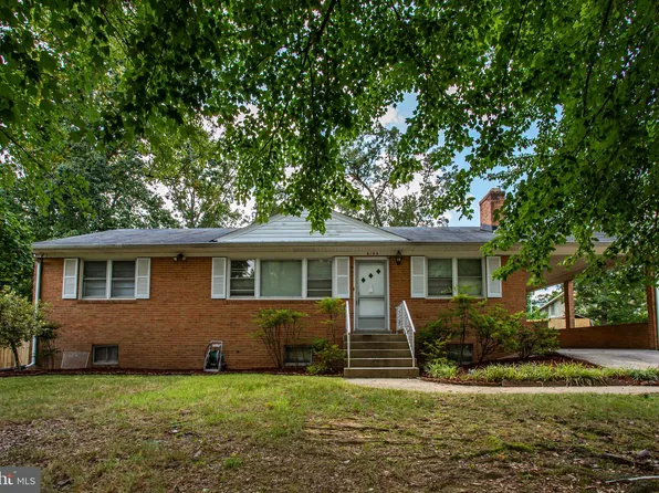 6105 Parkview Ln, Clinton, MD 20735