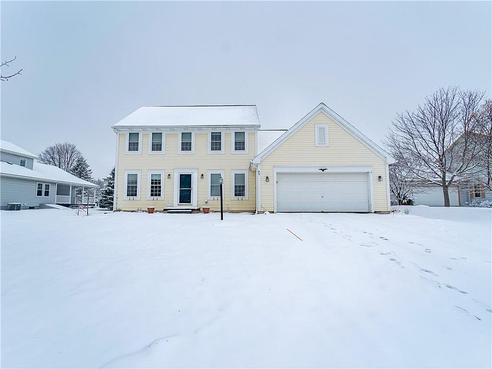1st image of 83 Deseyn Dr