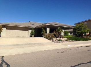 709 Los Miradores Dr, El Paso, TX 79912