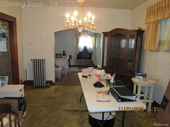 4th image of 4803 McClellan St