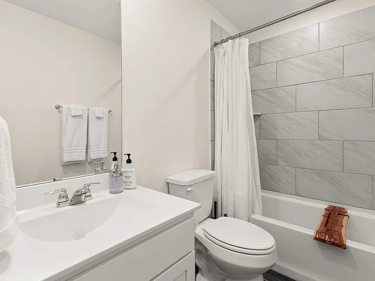 175 Honey Oak Ln — Photo 4