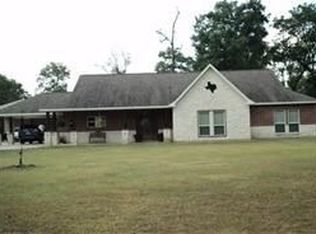 2740 Grace Ln, Highlands, TX 77562