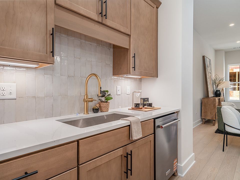 1st image of 718 41st Ave N Lot 67
