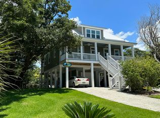 3113 Myrtle St, Edisto Island, SC 29438