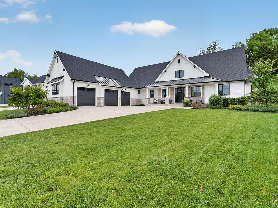 1st image of 2412 Kilarney Way
