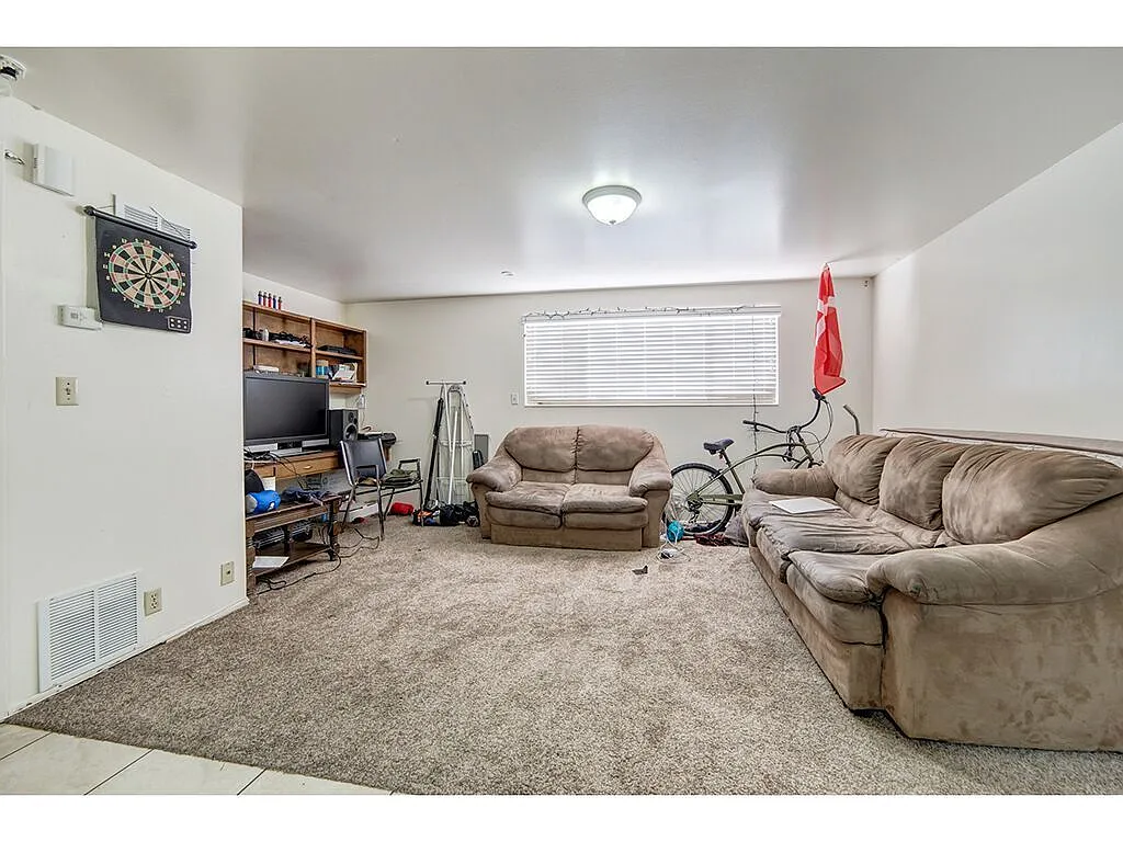 Building Photo - 630 N 100 E #2