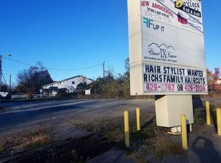 12295 Maple St, Glade Spring, VA 24340