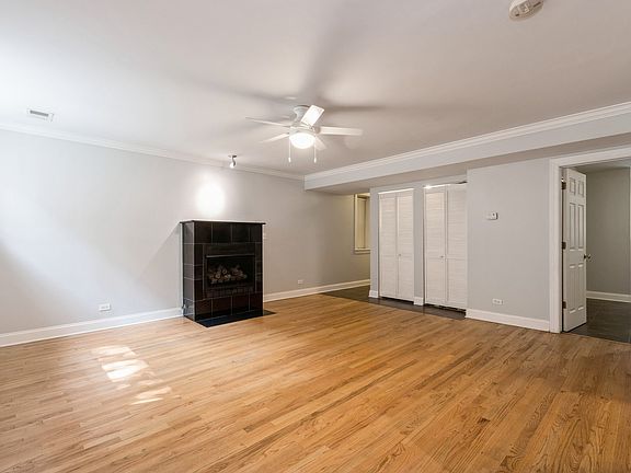 4th image of 914 W Agatite Ave APT Gs