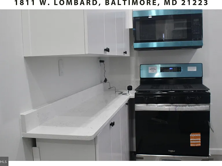 1811 W Lombard St — Photo 13