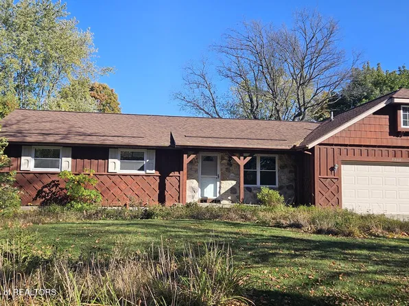 3562 Dobie Rd, Okemos, MI 48864