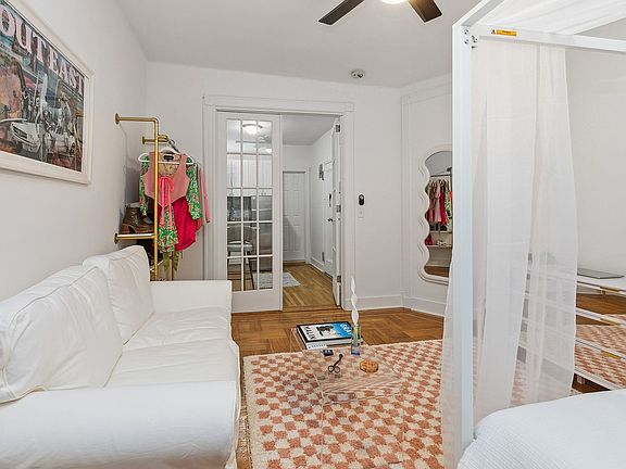 2nd image of 225 E 88th St APT 3B