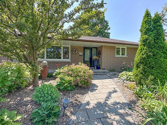 2nd image of 276 Park Rd N