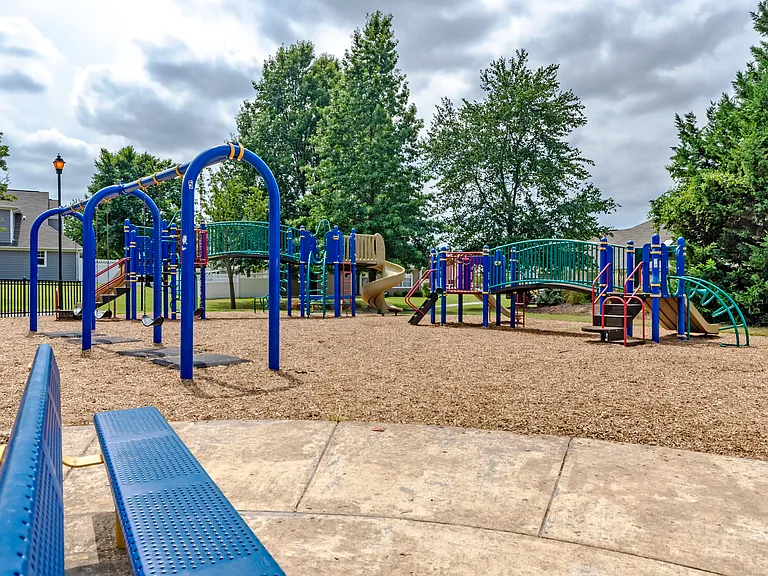 Bellevue - Liberty Military Housing — Photo 17