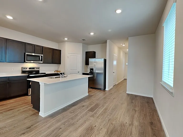 316 Arbor Dr — Photo 5