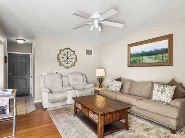 514 Enterprise Dr, Verona, WI 53593
