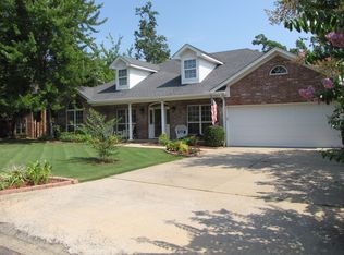 103 Hibiscus Dr, Maumelle, AR 72113