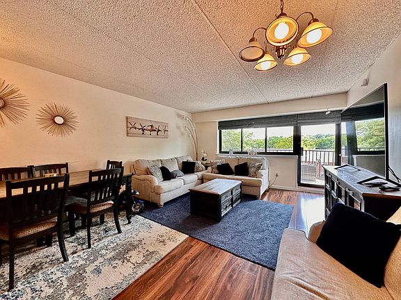 5th image of 68 Crisfield St #2R