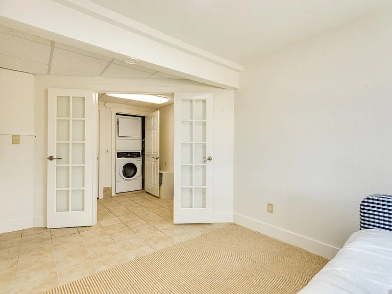 411 Sailfish St #101 — Photo 23