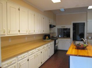 3134 Drummond St, Vicksburg, MS 39180