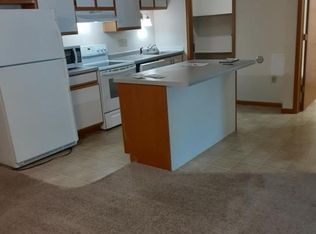 799 Roundhouse Addition APT 105, Mc Gregor, IA 52157