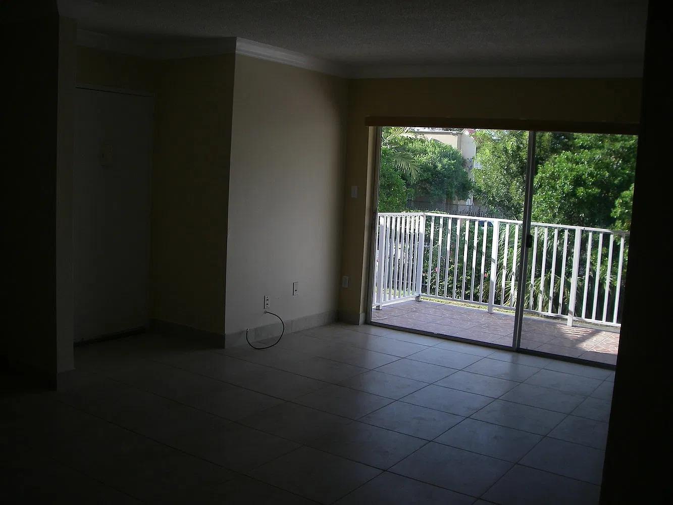 2 bed, 1160 sqft, $2,200 — Photo 3
