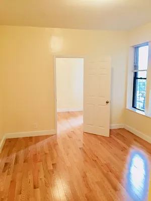 Rented by Bell Realty | media 10