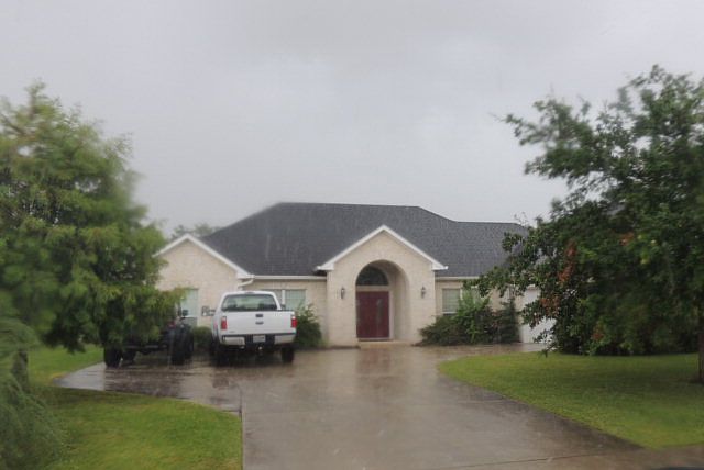 1st image of 305 Willowbend Dr