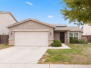 522 Barbara Ave, Sanger, CA 93657