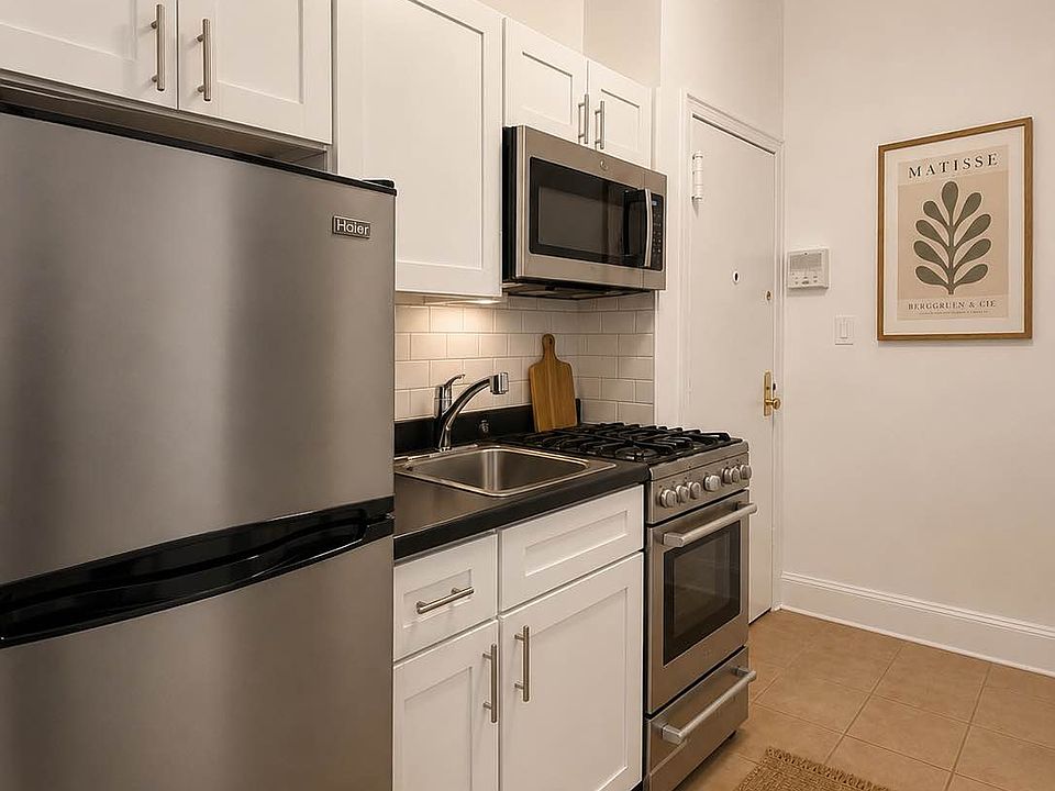 1st image of 21 Leroy St #11B
