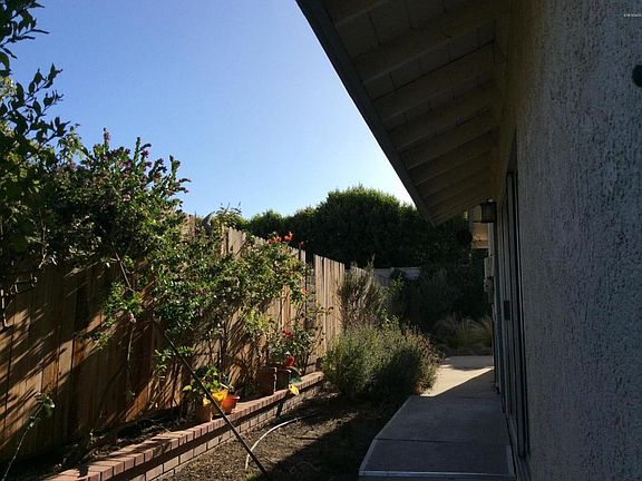 5th image of 891 Green Lawn Ave