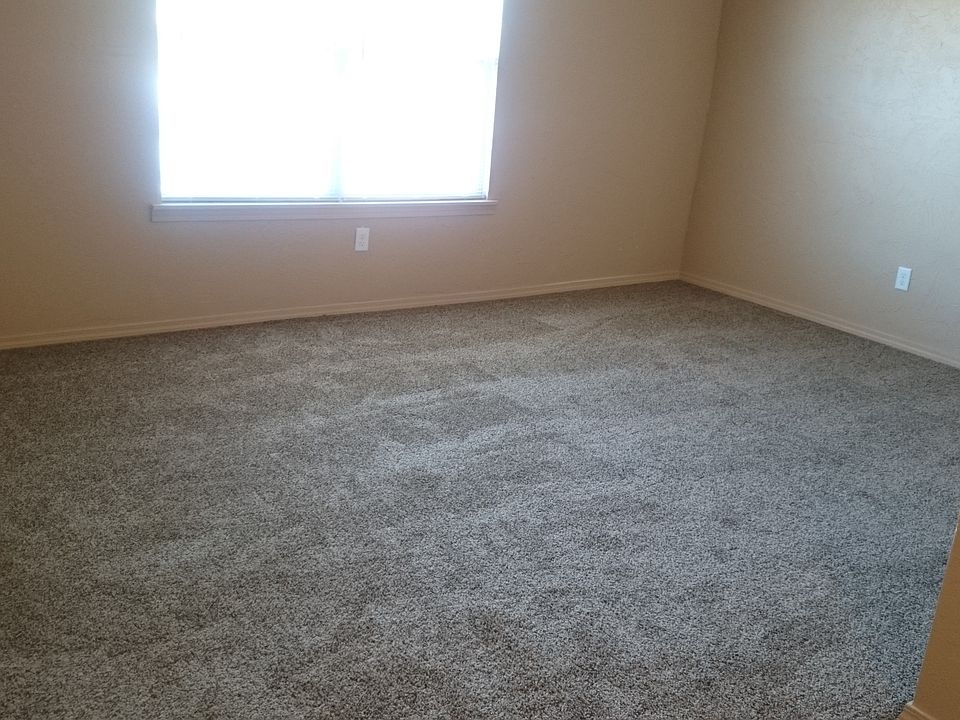 1st image of 4320 Vfw Dr APT 35