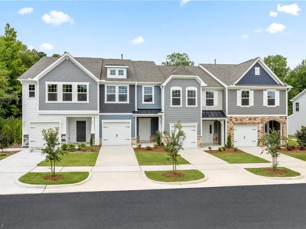 1177 Tembrook Dr, Mebane, NC 27302