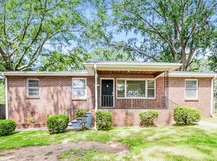 111 Meadowood Ave, Bessemer, AL 35023