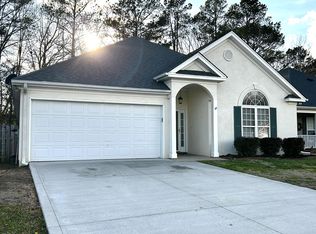 111 Pin Oak Dr, Greenwood, SC 29649