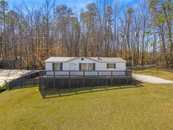 110 Holt Dr, Iva, SC 29655