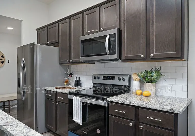 252 Rabbit Run St — Photo 16